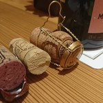 四季亭 - コルク(赤、白、モエ)