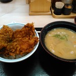 かつや - 新潟タレカツ丼 ＆ とん汁(大)