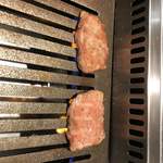 焼肉 ジャンボ - 