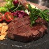 どんとこ - 料理写真:素敵なステーキ…って言いたくなる(⌒-⌒; )