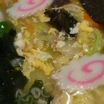 華泉 - 華泉ラーメン 880円