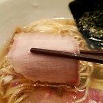 Homemade Ramen 麦苗 - チャーシュー　リフト！