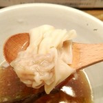 Homemade Ramen 麦苗 - ワンタン　リフト！