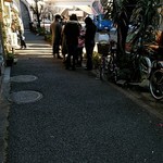 Homemade Ramen 麦苗 - 並んでますわ～！