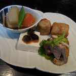 季節の前菜四種盛り