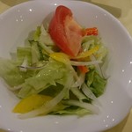 西洋料理 ダンスィングドール - サラダ