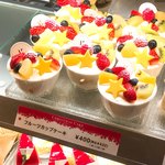 きのとや - 【2017年12月】ショーケース内のケーキ例。