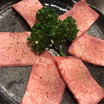 炭火焼肉 やまもと - タン