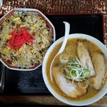 こく一番 ラーメン みどりや - チャーハン(850円)です。