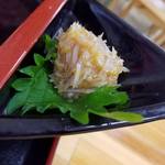 みなと市場 小松鮪専門店 - 「鮫軟骨の梅肉合え」テイクアウト 可 　