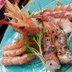 みなと市場 小松鮪専門店 - 「特大赤えび」