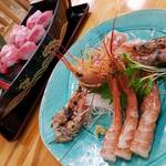 みなと市場 小松鮪専門店 - 「特大赤えび」