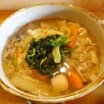 ebisu 蔵 - 煮込み野菜の地粉うどん800円