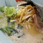 山岡家 - 醤油（脂少なめ・白髪ネギ・アップ）