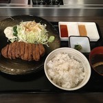 Motomura - 牛かつ麦飯セット