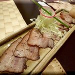 おず smoked和taste - ラベンダー豚の自家製ベーコン(富良野産)　