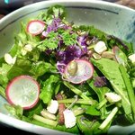 おず smoked和taste - 蒸し鶏とスモークチーズのシーザーサラダ