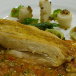 サラマンジェ ド イザシ ワキサカ - プレ オ ヴィネグル　仏産肥鶏のワインヴィネガー煮込み