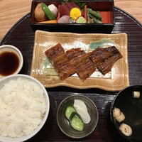 うなぎ 四代目 菊川 グローバルゲート店 - 