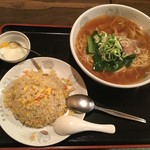 東海菜館 - 半チャーハンセットB.ラーメン+ラーメン大盛