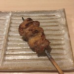 焼鳥 おみ乃 - 波（首の皮）