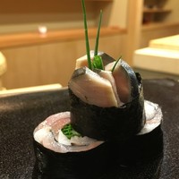 日本橋蛎殻町 すぎた - 〆鯖 あさつき、生姜のぐるぐる