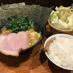 ラーメン 末廣家 - 2017年4月のラーメン 当初とはラーメンの表情がまるで違う！