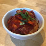 鶏の里 - 特製キムチ