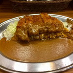 シェフズキッチンカレー厨房  - 黒豚ロースカツカレー