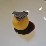 アキヒサ ハンダ - 更別産ゆり根のドフィーヌ　フォアグラ風味