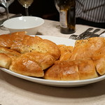 レスタジョーニ ハングリータイガー - フォカッチャ