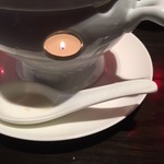 チャイナルーム - スープには固形燃料が使われており温かいままで