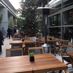 チャイナルーム - 外観・中庭の様子