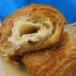 エシレ・メゾン デュ ブール - クロワッサン・エシレ　50％ブール(有塩)②