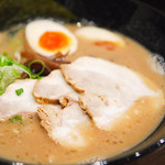 博多ラーメン まるかく - 特製まる