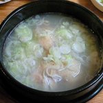 食べ門 - 蔘鷄湯定食 900円 のサムゲタン