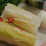 味ごよみ宮田 - 漬物盛り合わせ　ズームアップ