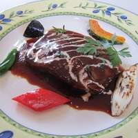 フランス料理 レストラン大澤 - 牛タンの赤ワインソース煮（４時間以上煮込んだ）