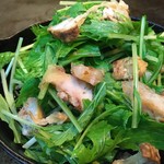 Hana Tanuki - 京水菜とあぶらかすの鉄板蒸し