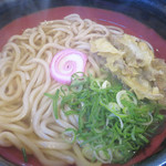 春月庵 - ごぼ天うどん650円。 麺量は2玉です。