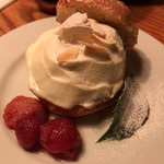 クルミドコーヒー(クルミドケーキクリーム(冬のいちご))