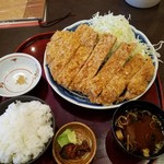 きらら - でかロースかつ定食