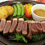ガスト - イチボの熟成赤身ステーキ通常1,199円が999円を生ステーキソースで