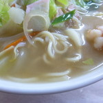 三壽 - 麺と具、スープ