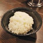 家系ラーメン クックら - 無料のライスは硬め。