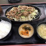 味のまごころ - 焼肉定食＝８３０円