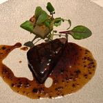 ラ メゾン ヒトトキ - 特撰黒毛和牛フィレ肉のステーキ トリュフ入りマデラソース