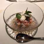 ラ メゾン ヒトトキ - イチゴとブルーベリーのブランマンジェ