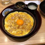 鳥開総本家  - 名古屋コーチン親子丼１５８０円