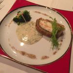 ヒラメとウニのパイ包み